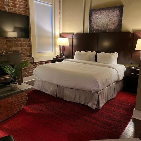 The Skylight Hotel Greenville Ngoại thất bức ảnh