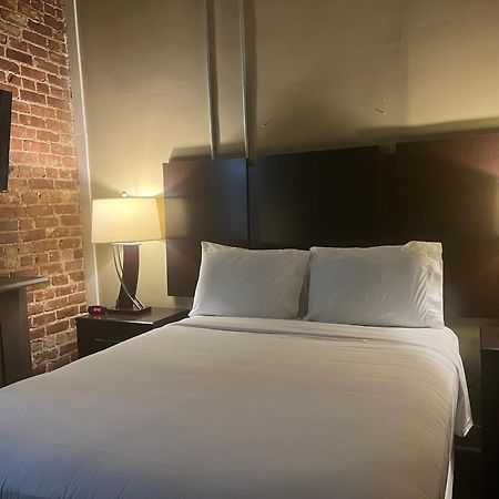 The Skylight Hotel Greenville Ngoại thất bức ảnh