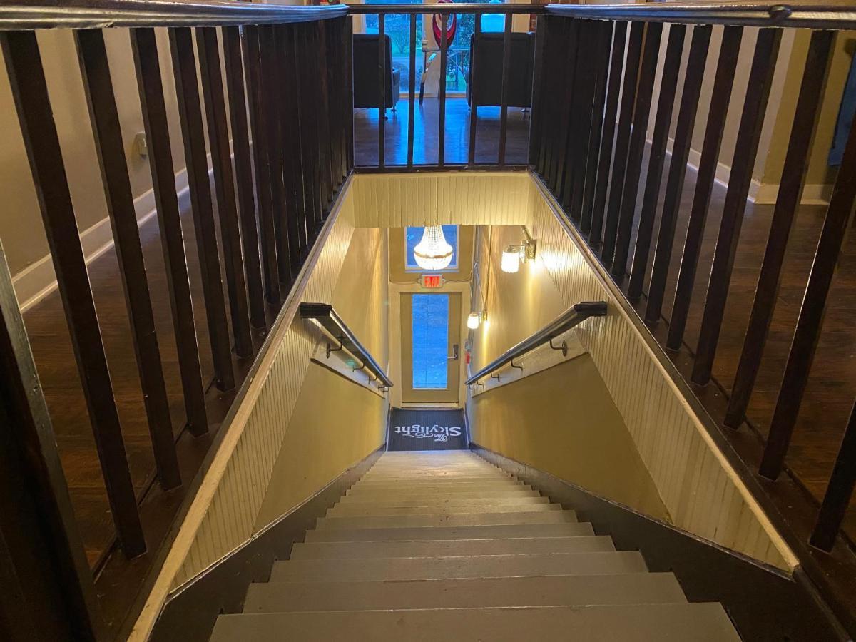 The Skylight Hotel Greenville Ngoại thất bức ảnh