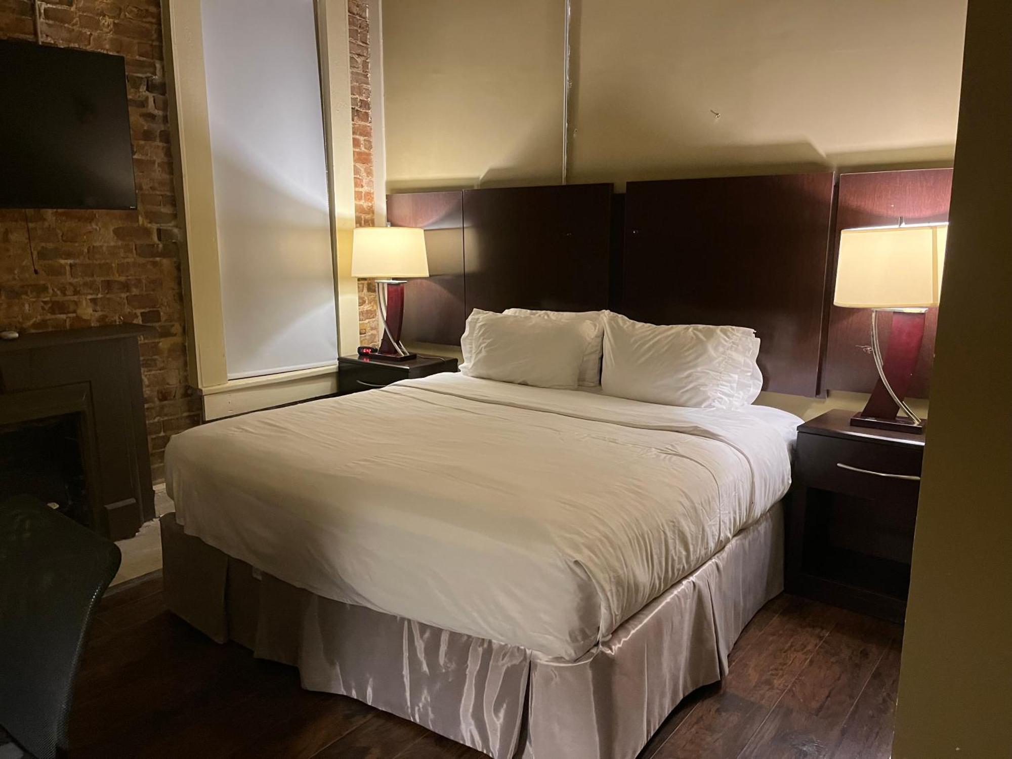 The Skylight Hotel Greenville Ngoại thất bức ảnh